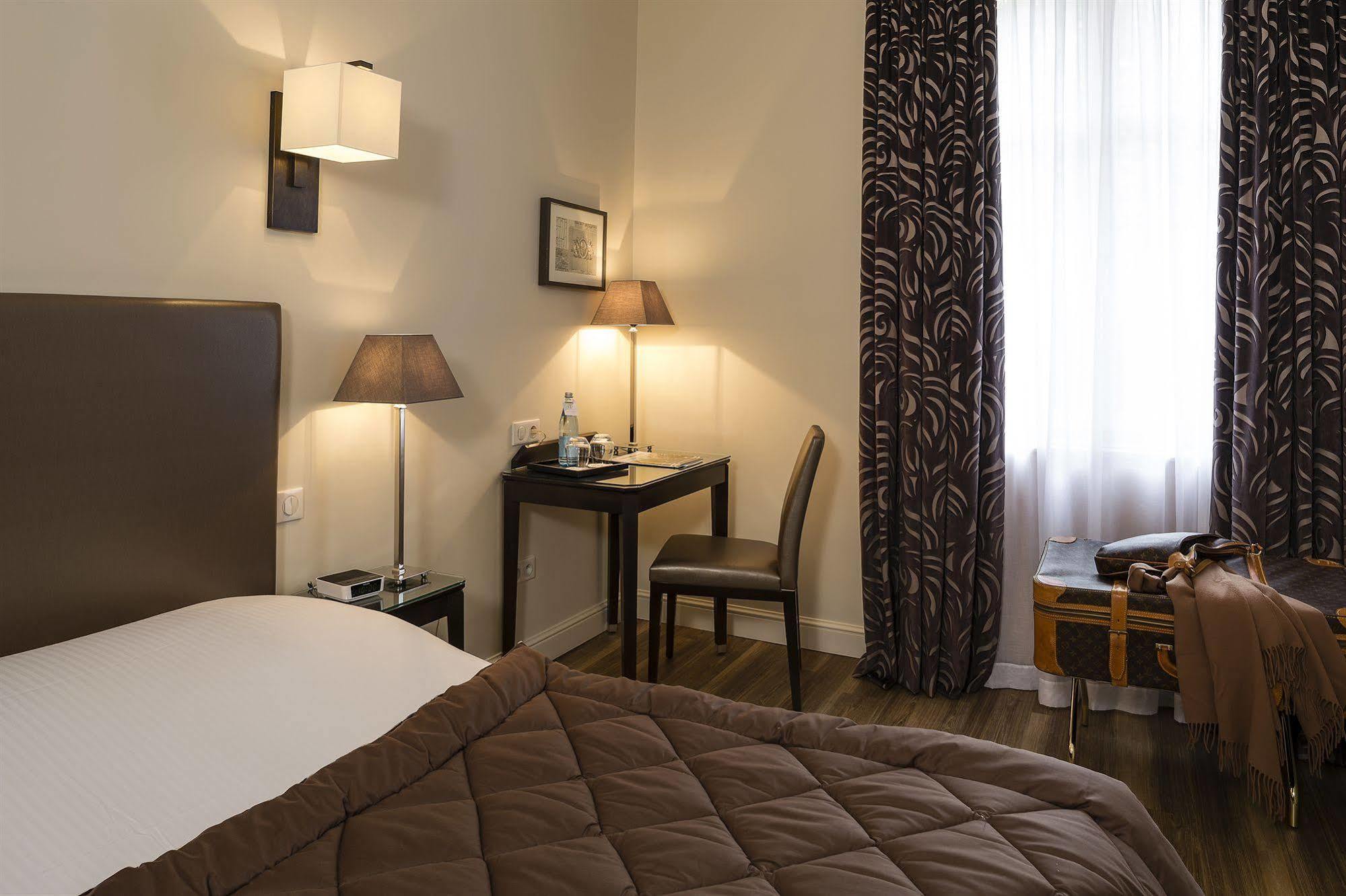 The Originals Boutique, Hotel Des Princes, Strasbourg Centre Exteriör bild